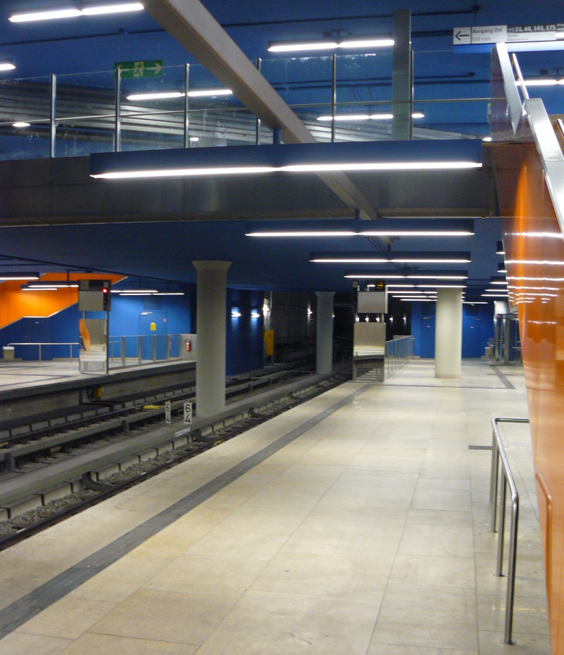 U-Bahn München - Bahnhof Olympia-Einkaufszentrum