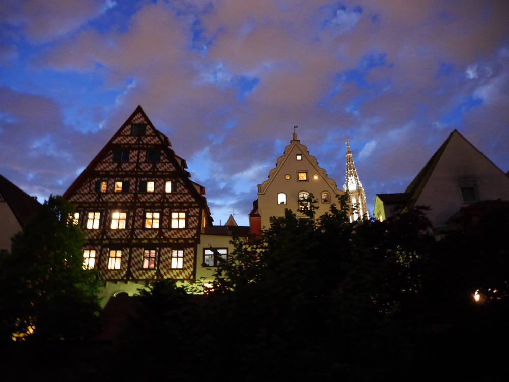 Ulm bei Nacht